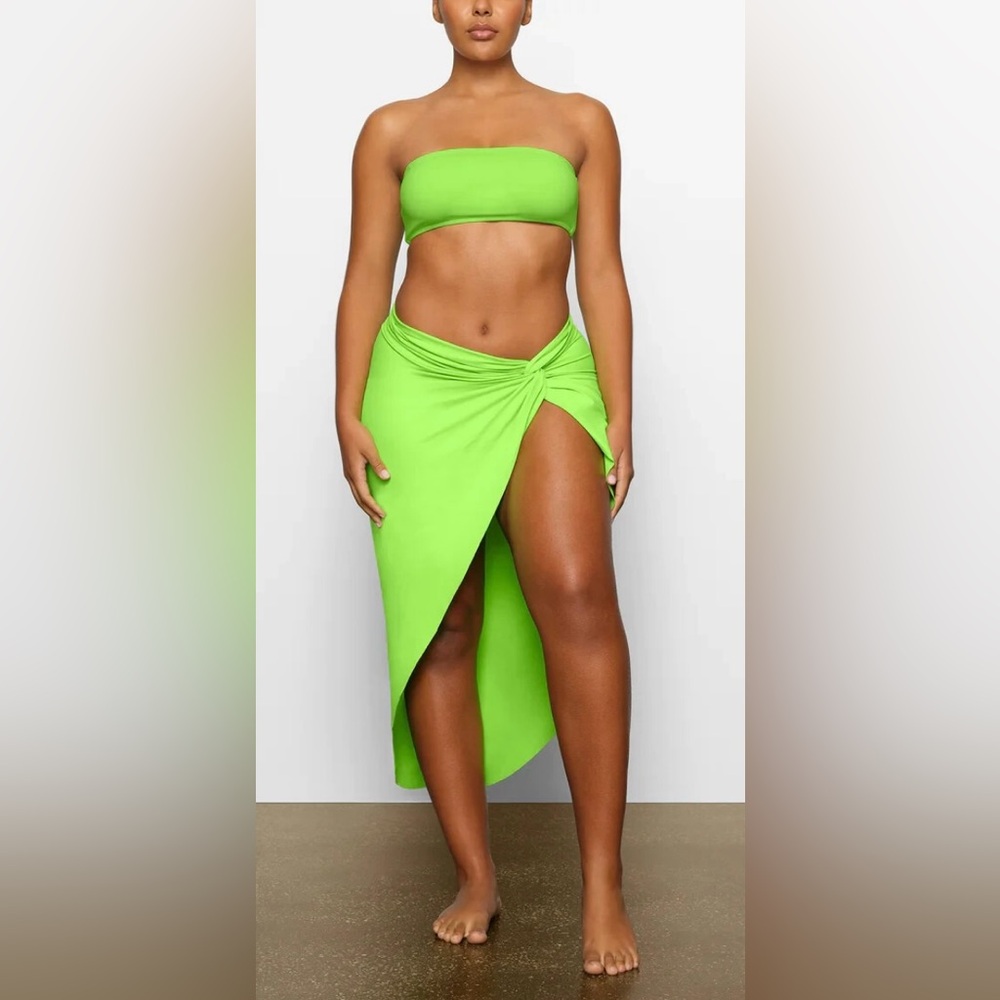 Skims sarong